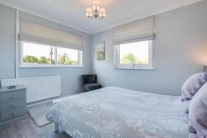3 Bed in Aberaeron oc-bow330
