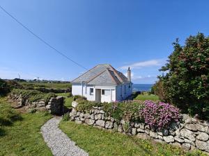 3 Bed in Sennen oc-cpz56