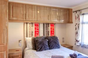 2 Bed in Stepaside oc-pw9184