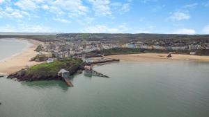 1 Bed in Tenby oc-w28986