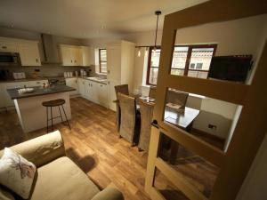3 Bed in Thornton Dale oc-t32568