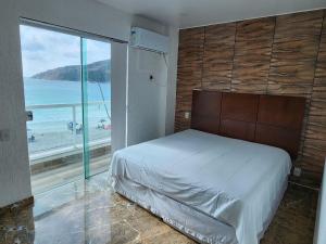 Vista Maravilhosa, 3 Quartos, Lazer com Piscina, Churrasqueira e 2 Vagas