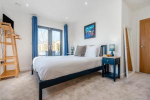 4 Bed in Porthleven oc-ch30536