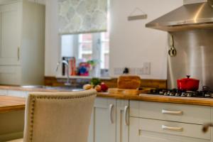 4 Bed in Holt oc-m24923