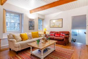3 Bed in Little Petherick oc-balcot