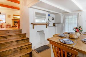 3 Bed in Little Petherick oc-balcot