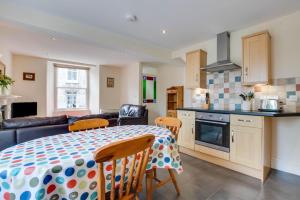 2 Bed in Mousehole oc-mizpah