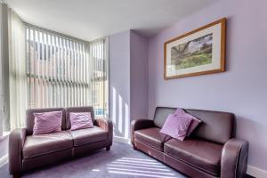 2 Bed in Tenby oc-w28987