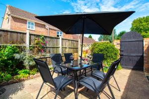 4 Bed in Wiggenhall St. Germans oc-2011