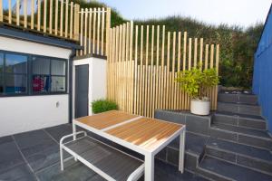 4 Bed in Saundersfoot oc-pw9153