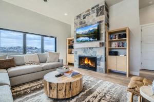 Deer Valley Mountain Luxury at Jordanelle 893 by SkyRun Park City