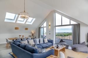 6 Bed in High Lanes oc-r29370