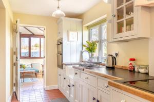 4 Bed in Onecote oc-b31731