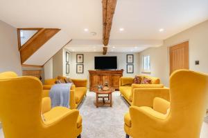3 Bed in Westmancote oc-t30722