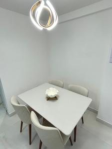 Melhores Flats - 2 quartos, 1 suíte, 350m do mar