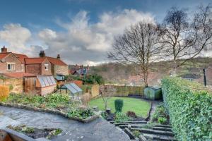 4 Bed in Sleights oc-wa308