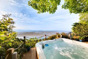 5 Bed in Aberdovey oc-t29402