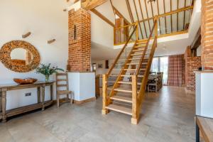 5 Bed in Lower Bodham oc-s29594