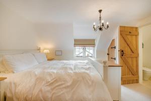 3 Bed in West Lulworth oc-s32114