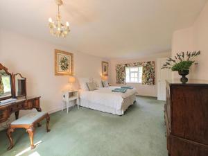 2 Bed in Chilmark oc-w32753
