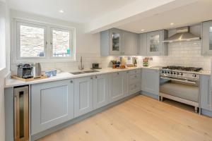4 Bed in Fowey oc-chview