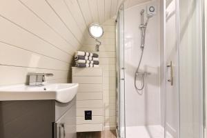 1 Bed in Abersoch oc-thepod