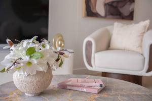 Luxury Jewel Sky Home | River & Hinterland