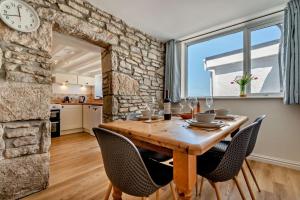 3 Bed in Pendeen oc-p29289