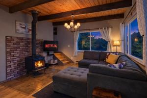 Otter Chalet