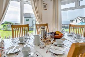 3 Bed in Southerndown oc-l10852