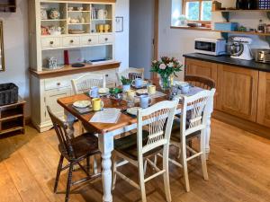 3 Bed in East Somerton oc-22006