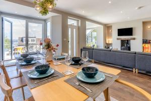 4 Bed in Mumbles oc-t32236