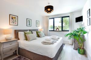 5 Bed in Briston oc-2304