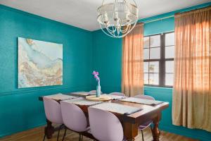 New Remodeled 4 BDRM Central Austin WPool & Patio