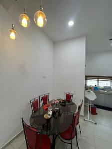 Alam Damai II homestay KotaSAS