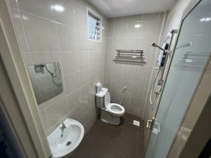 Alam Damai II homestay KotaSAS
