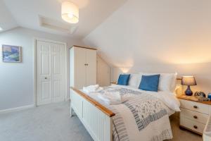 3 Bed in Broad Haven oc-t30529