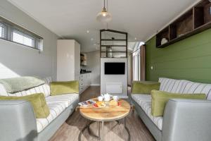 2 Bed in Oulton Broad oc-m31734