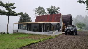 Mroom villa kaca