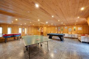 6 Bed in Tosside Near Settle oc-ds102