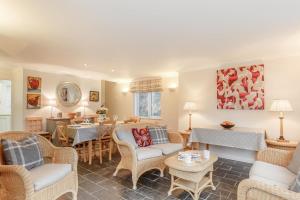 6 Bed in Padstow oc-p00774