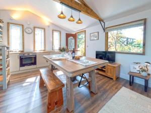 1 Bed in Lawnhead oc-w32576