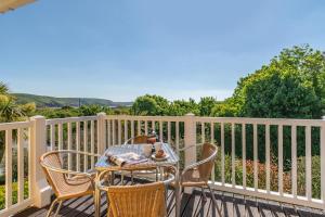 3 Bed in Freshwater East oc-t31935