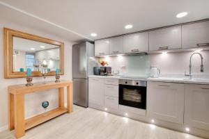 1 Bed in Whitby oc-w503