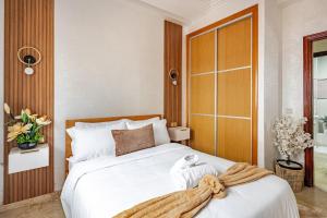 Appartement moderne avec piscine privée à 2 min de la corniche