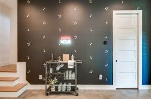 Close to the Gulch - BOOK TODAY