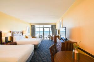 Beachfront Condo in Dunes Village, 2 Water Park DV548