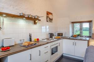 1 Bed in Pwllheli oc-b30204