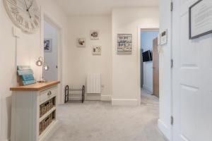 2 Bed in Swanage oc-w30658