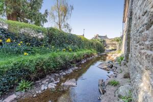 2 Bed in Llangorse oc-p31754